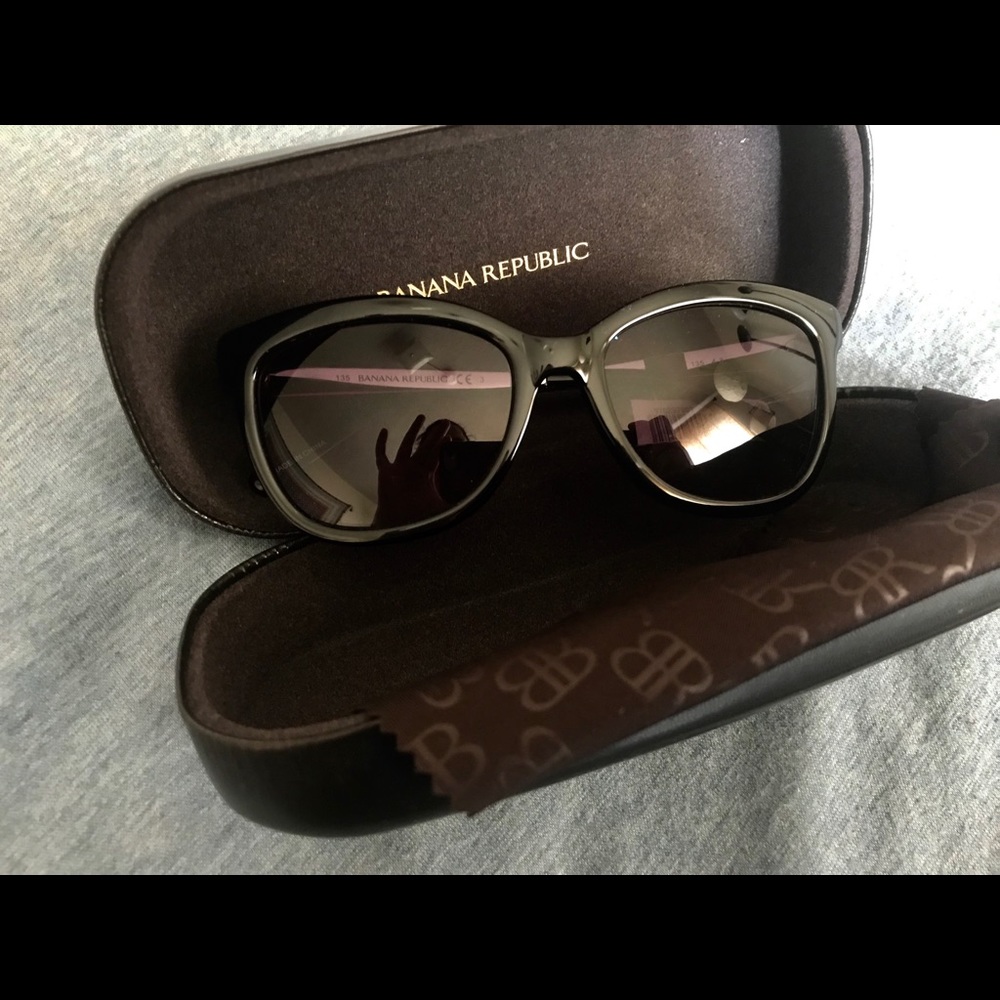 Banana Republic Hannah Sunglasses